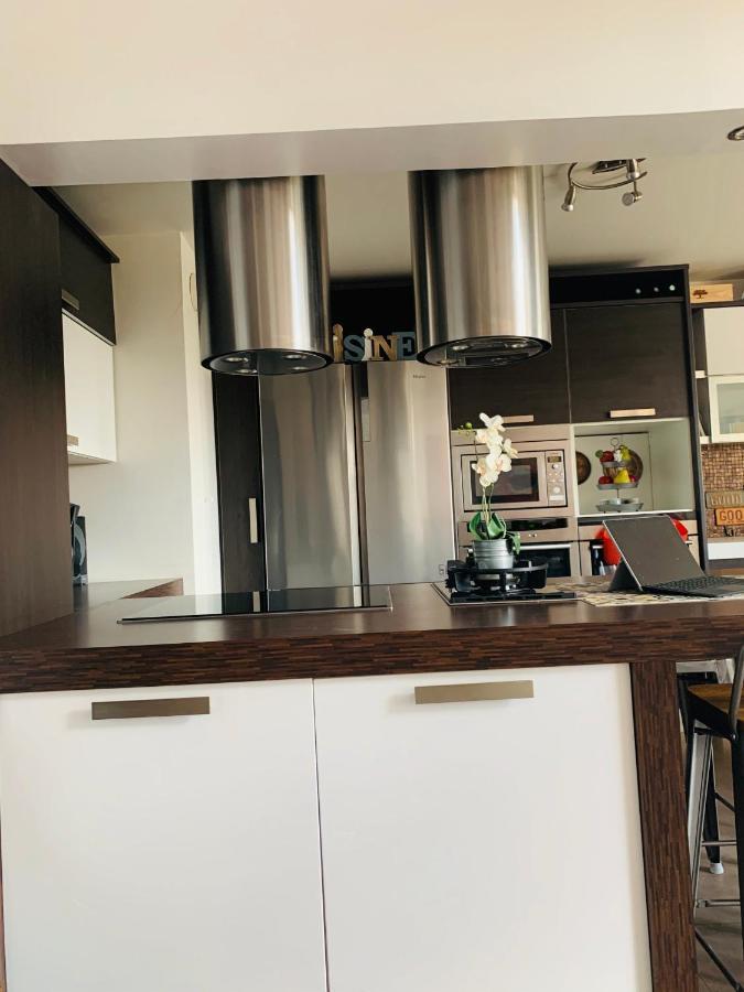 Bed And Breakfast Luxe La Defense U-Arena Courbevoie Dış mekan fotoğraf